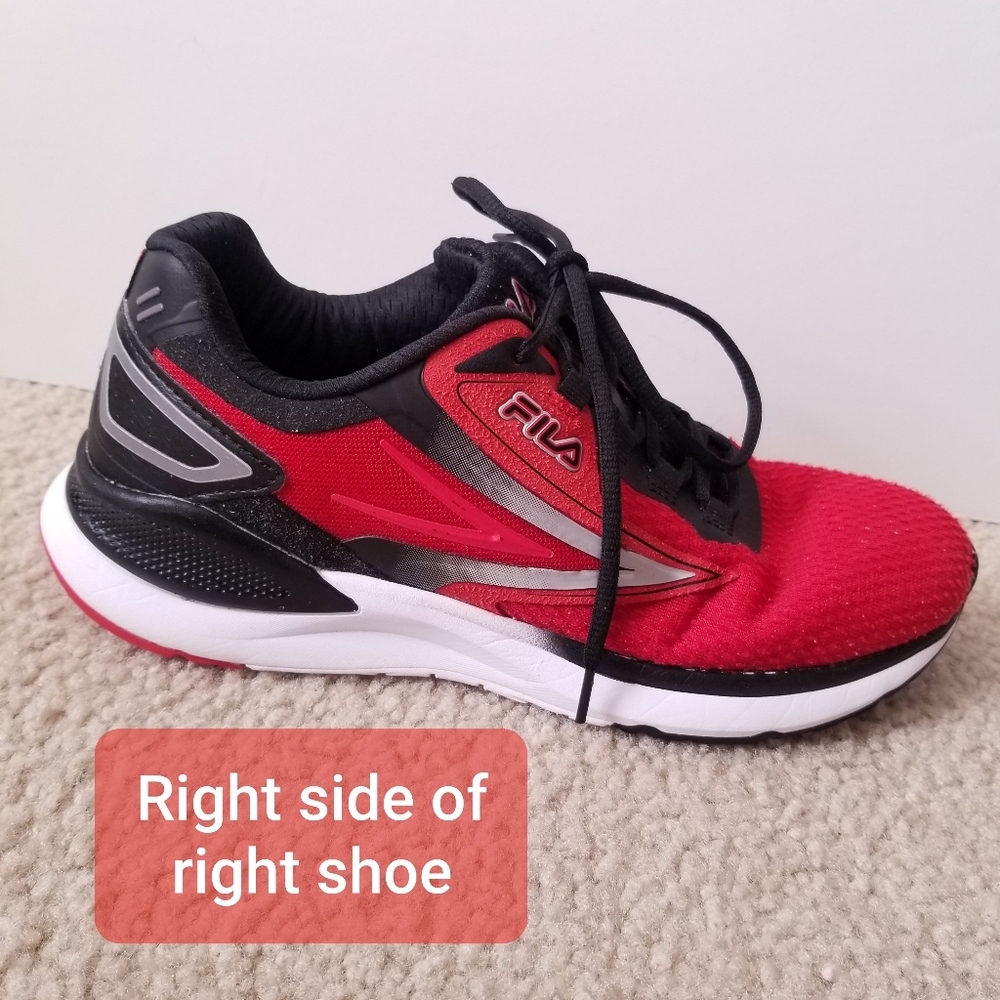 Men's FILA Red and Black Tennis Shoes - Picture 9 of 16